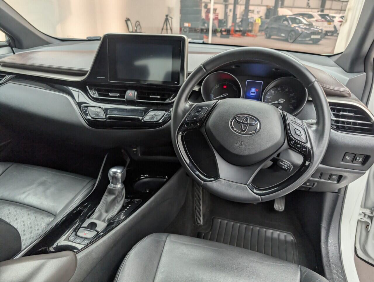 Used Toyota C-HR 2019 for sale - 76473007: Photo 24