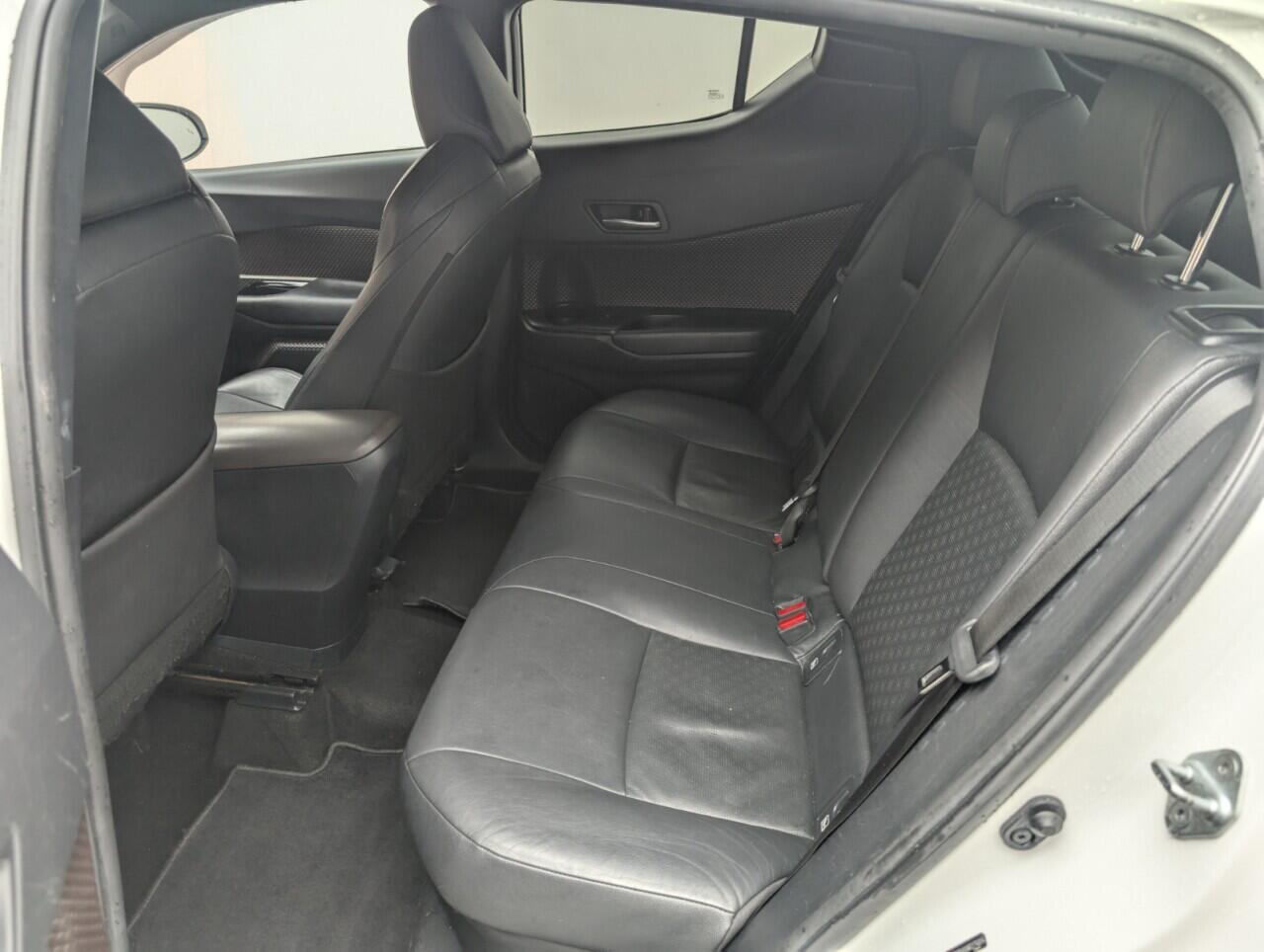 Used Toyota C-HR 2019 for sale - 76473007: Photo 27