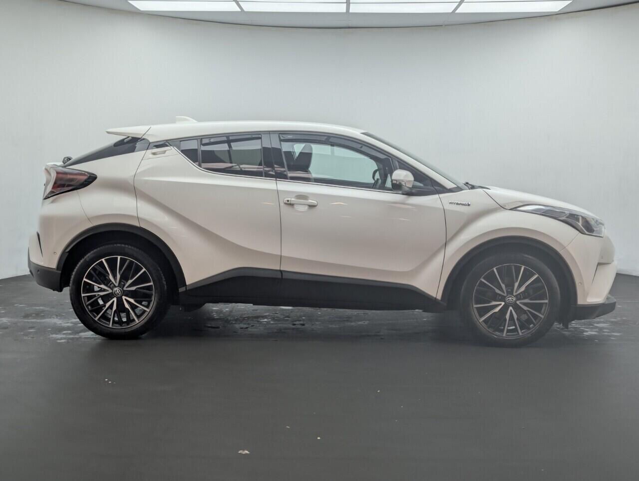 Used Toyota C-HR 2019 for sale - 76473007: Photo 9