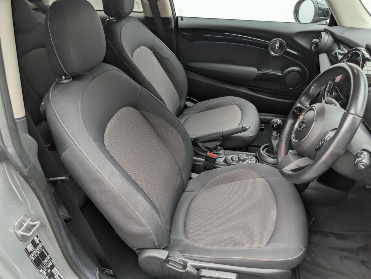 Used MINI Hatch 2022 for sale - 76537870: Photo 12