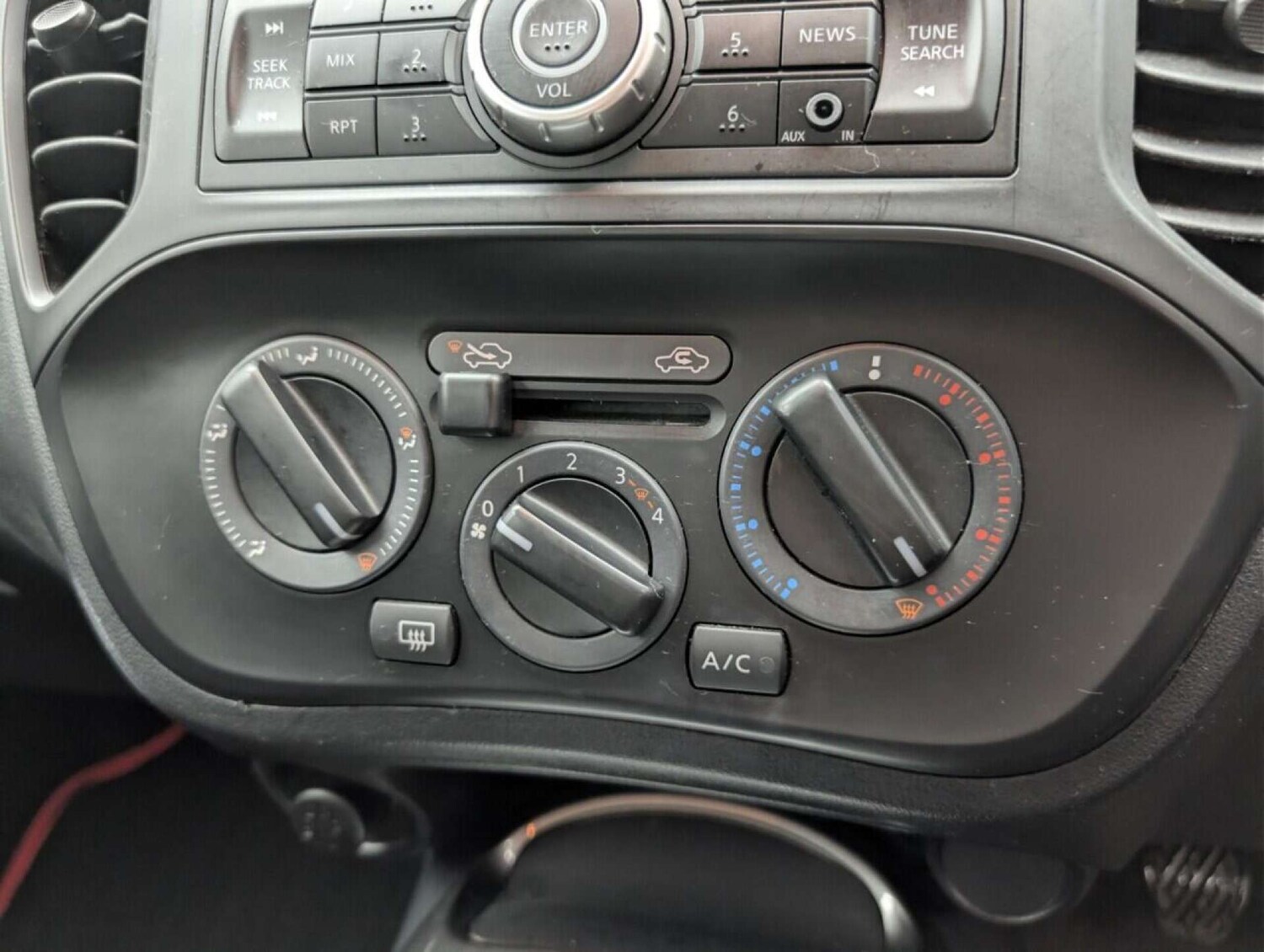 Used Nissan Juke 2018 for sale - 77713759: Photo 14