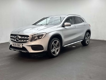 Used Mercedes-Benz GLA 2019 for sale - 79353210: Photo