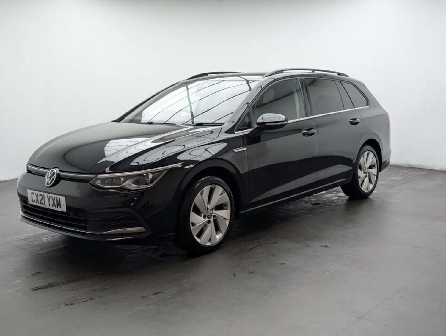 Used Volkswagen Golf 2021 for sale - 77713841: Photo 4