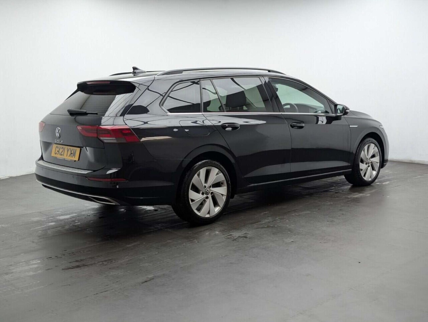 Used Volkswagen Golf 2021 for sale - 77713841: Photo 8