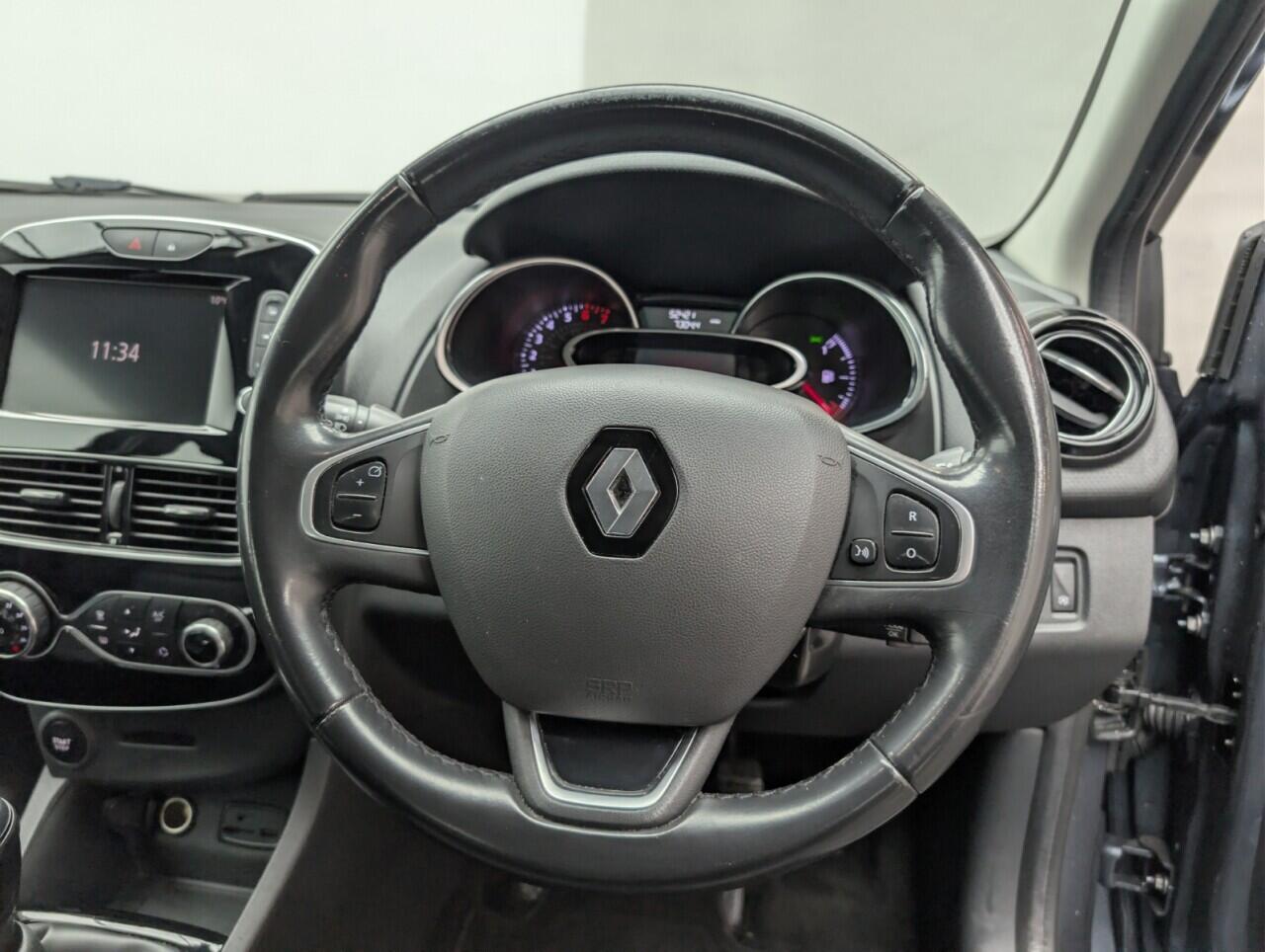 Used Renault Clio 2018 for sale - 77279230: Photo 21