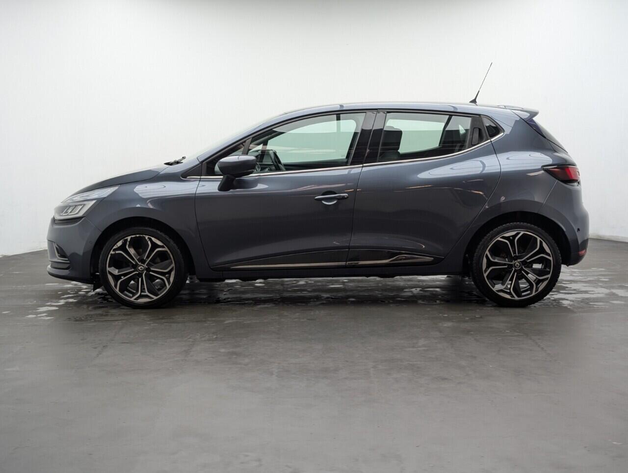 Used Renault Clio 2018 for sale - 77279230: Photo 5