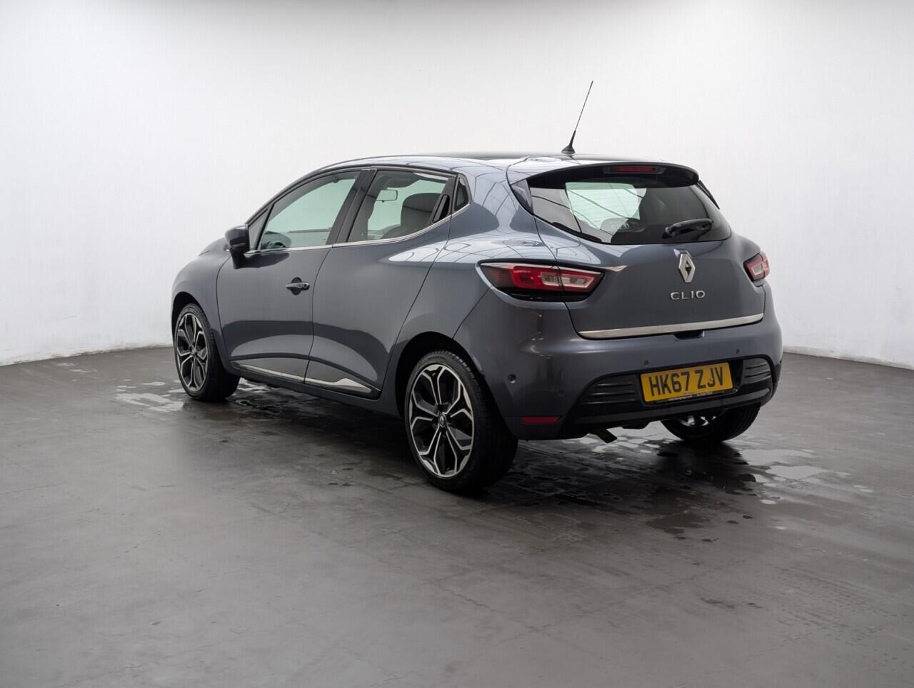 Used Renault Clio 2018 for sale - 77279230: Photo 6