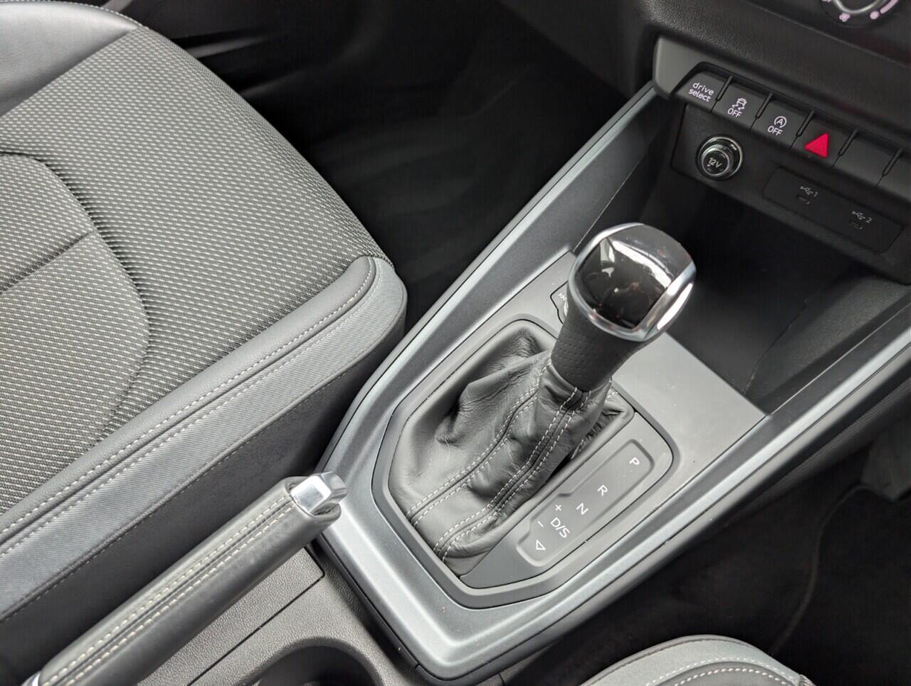 Used Audi A1 for sale - 76771856: Photo 15