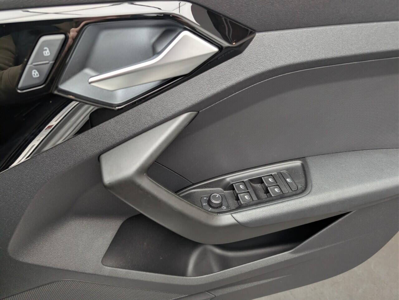 Used Audi A1 for sale - 76771856: Photo 20