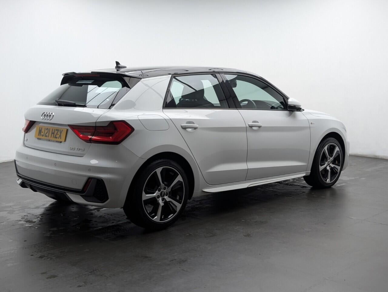 Used Audi A1 for sale - 76771856: Photo 8