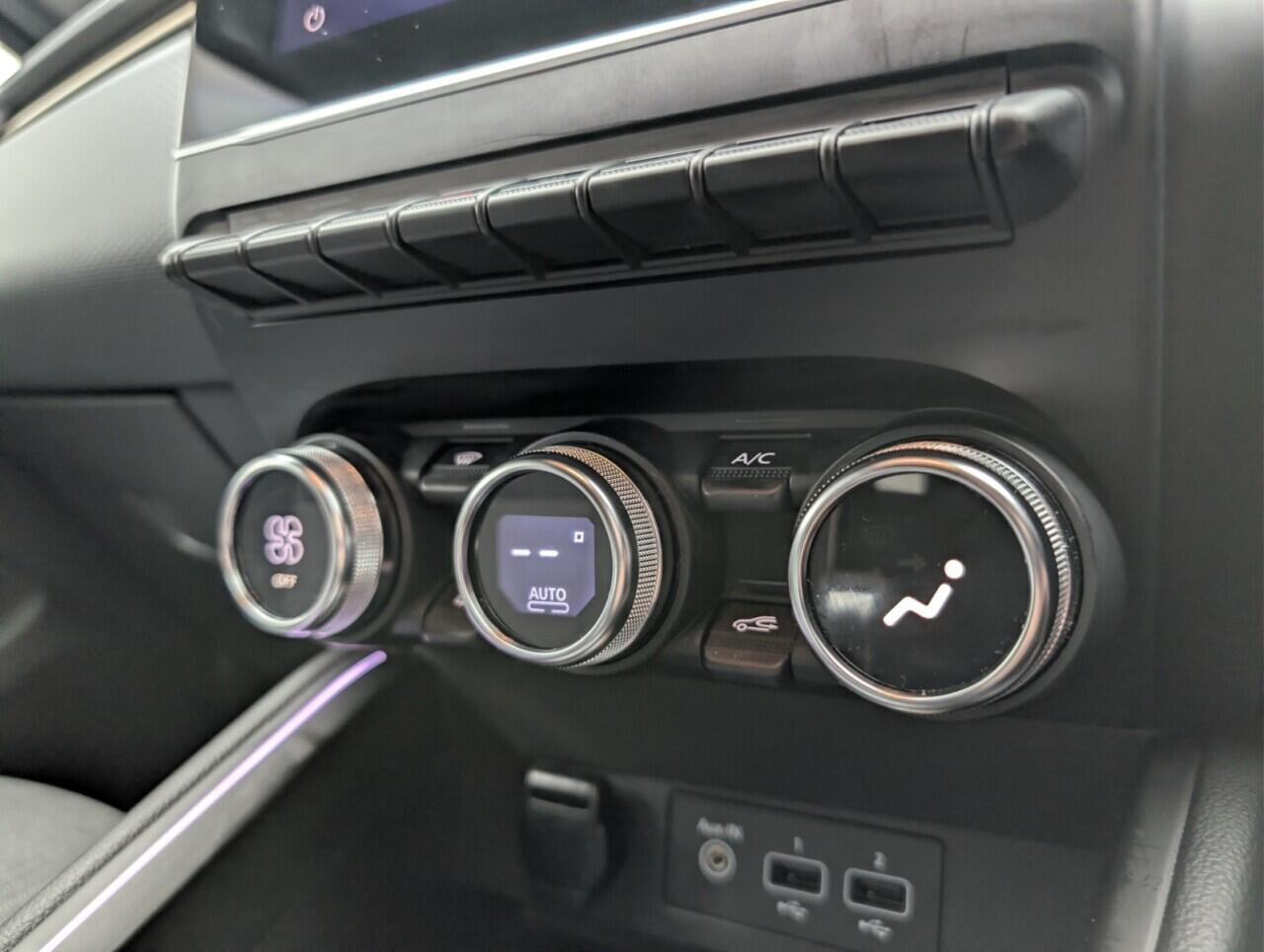 Used Renault Clio 2022 for sale - 76975641: Photo 16