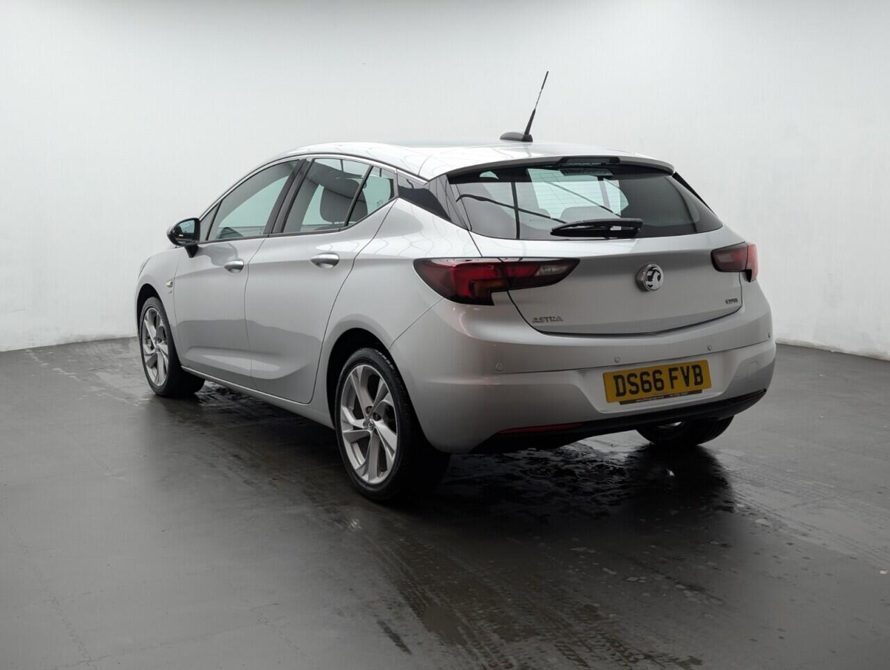 Used Vauxhall Astra 2016 for sale - 77143599: Photo 5