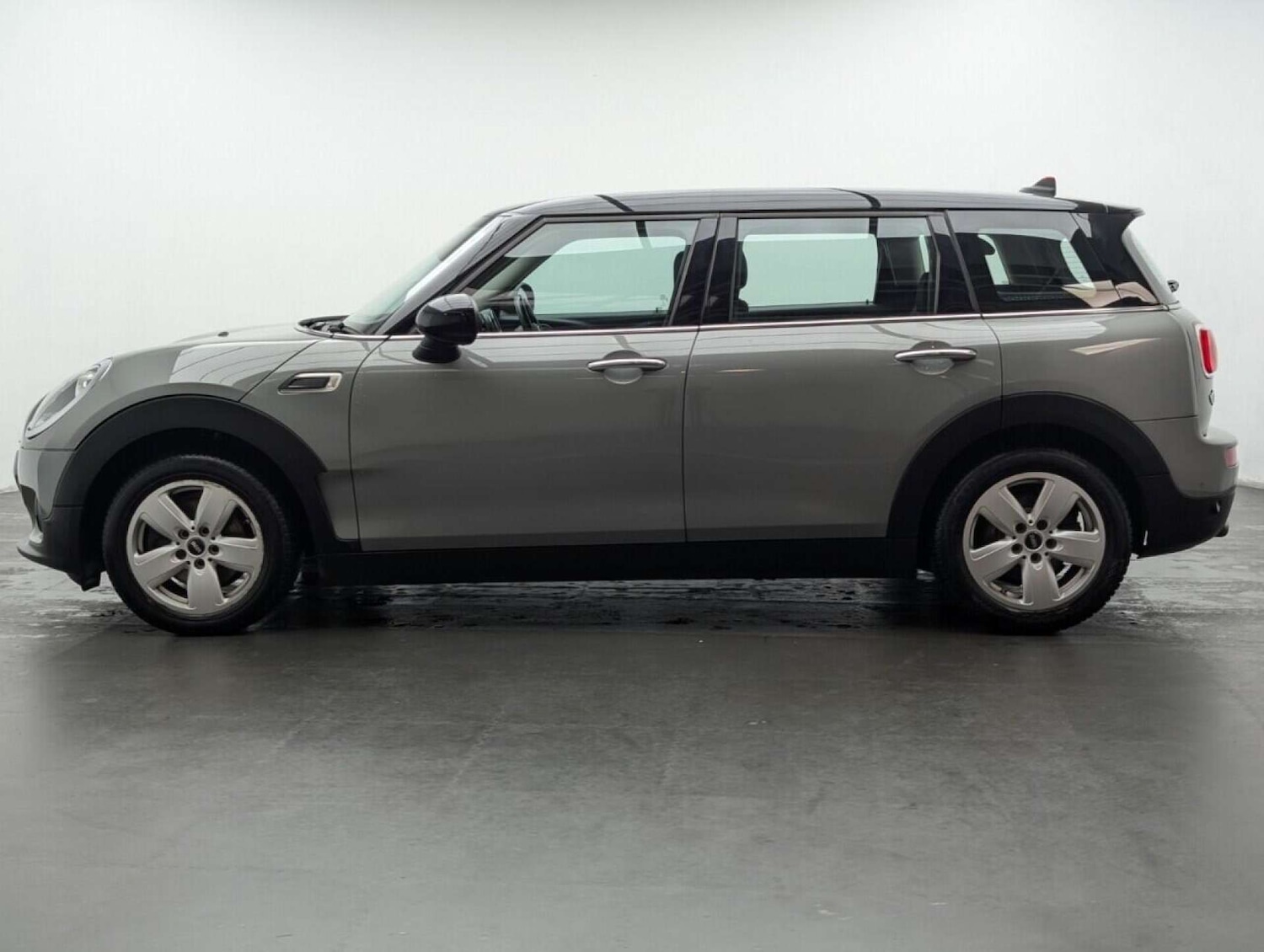 Used MINI Clubman 2017 for sale - 77713019: Photo 5