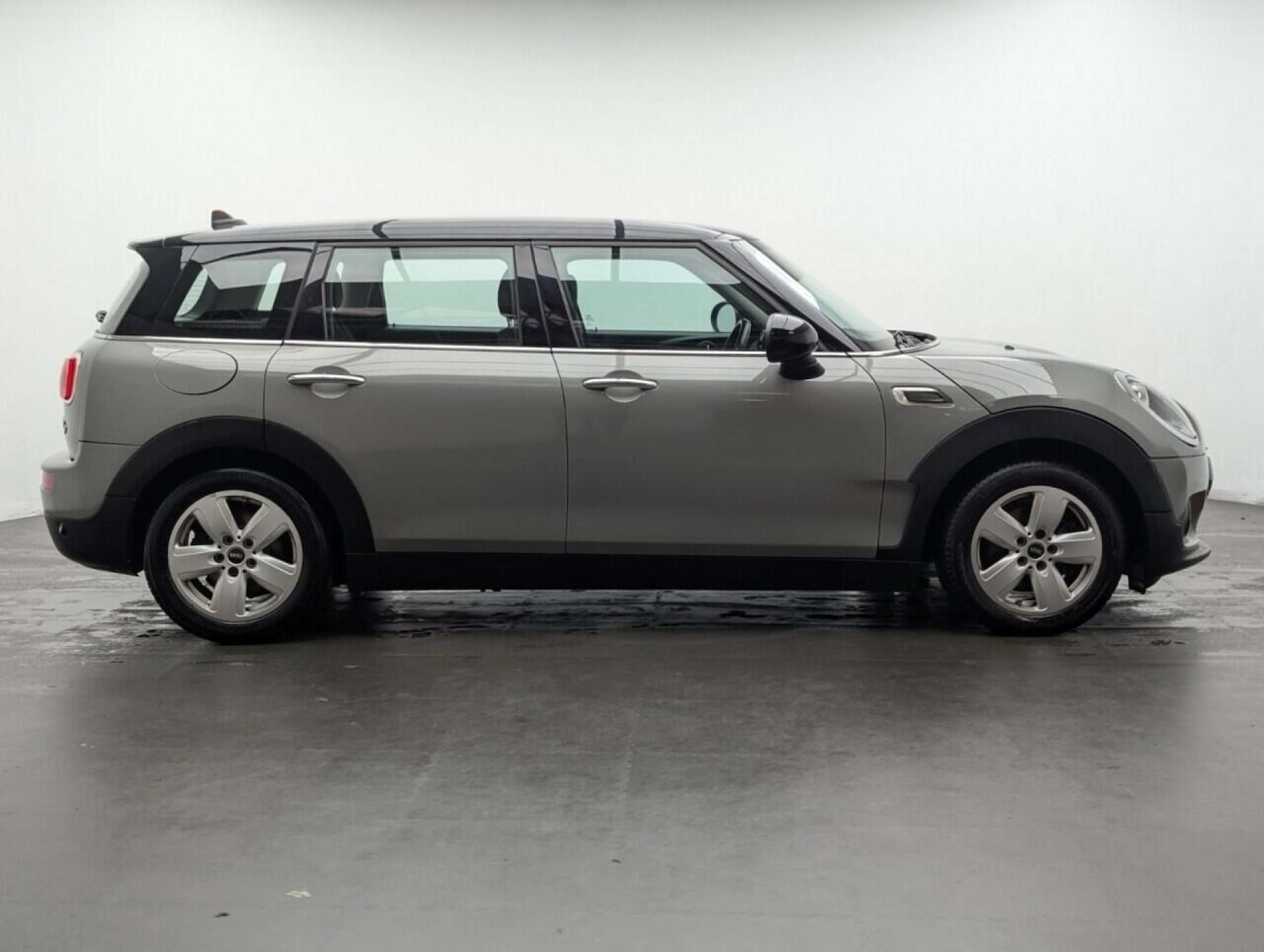 Used MINI Clubman 2017 for sale - 77713019: Photo 9