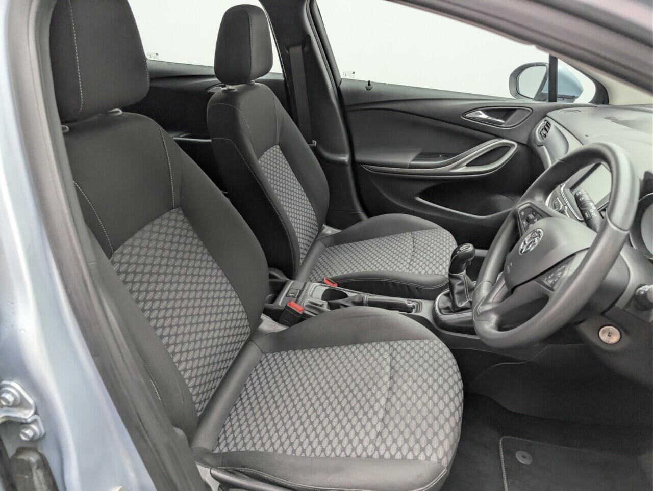 Used Vauxhall Astra 2017 for sale - 76573227: Photo 12