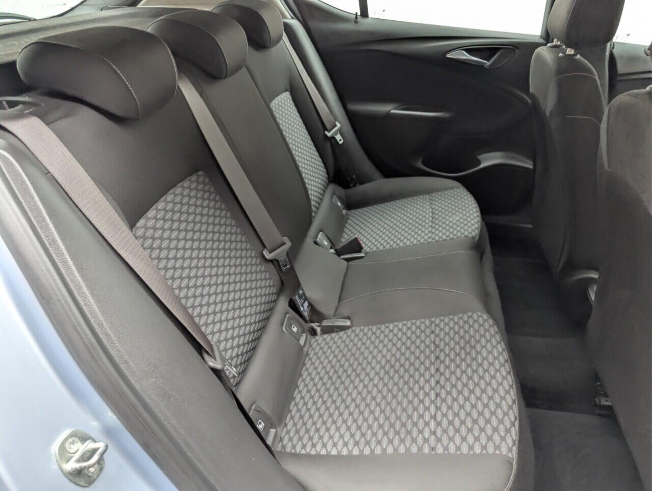 Used Vauxhall Astra 2017 for sale - 76573227: Photo 24