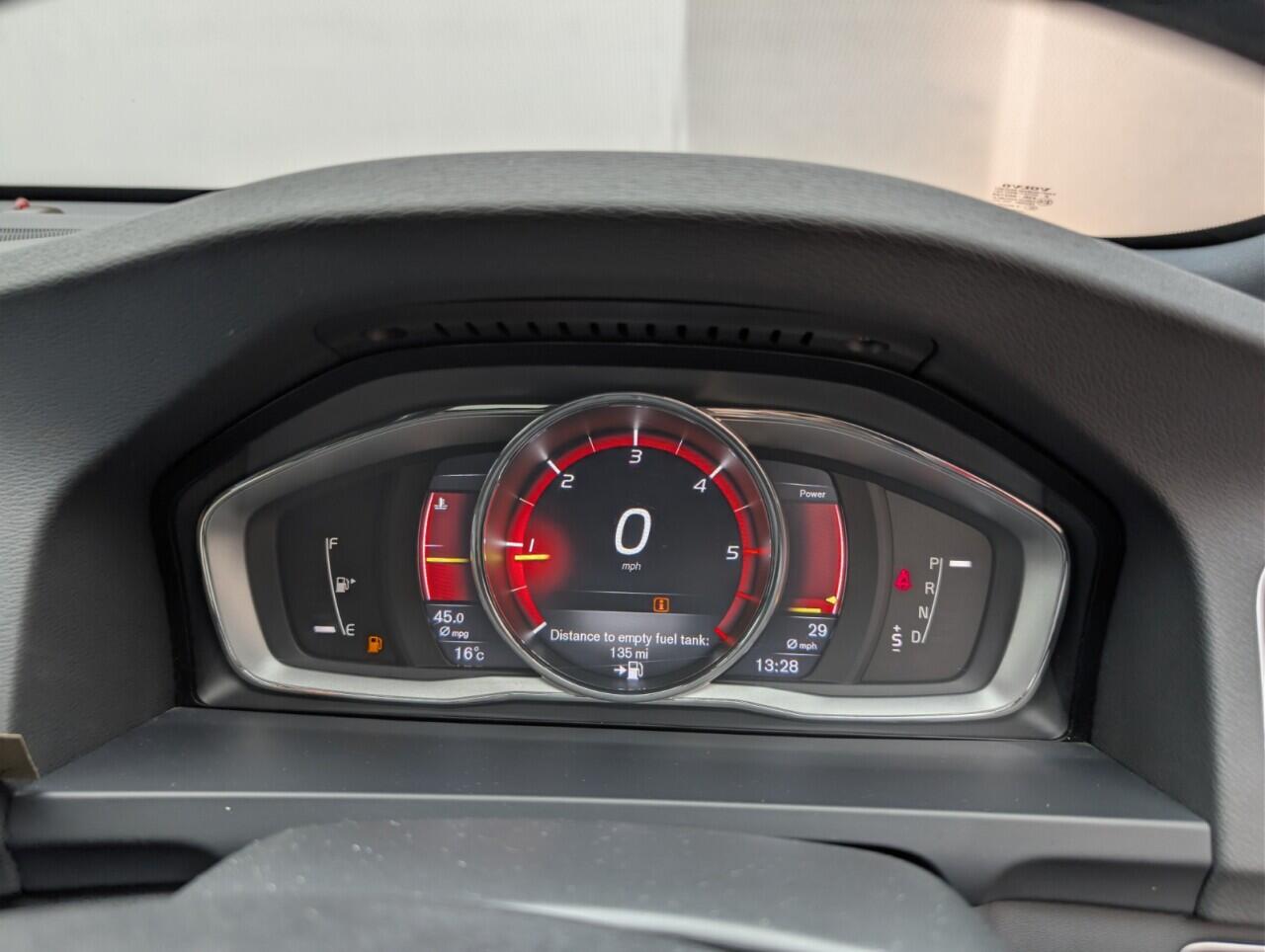 Used Volvo V60 2017 for sale - 76865305: Photo 18