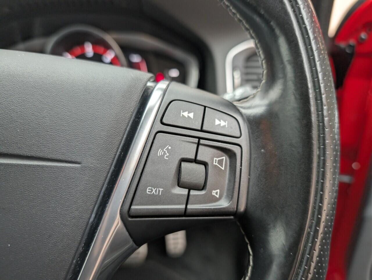 Used Volvo V60 2017 for sale - 76865305: Photo 20