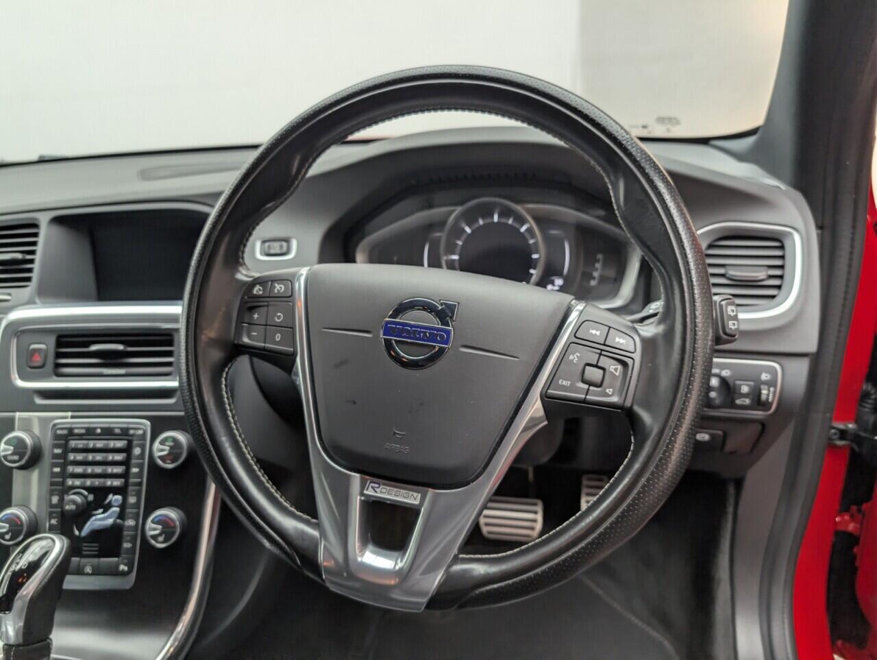 Used Volvo V60 2017 for sale - 76865305: Photo 23