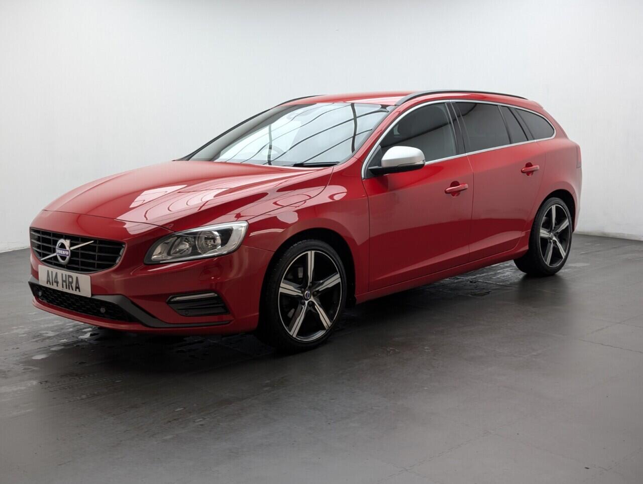 Used Volvo V60 2017 for sale - 76865305: Photo 4