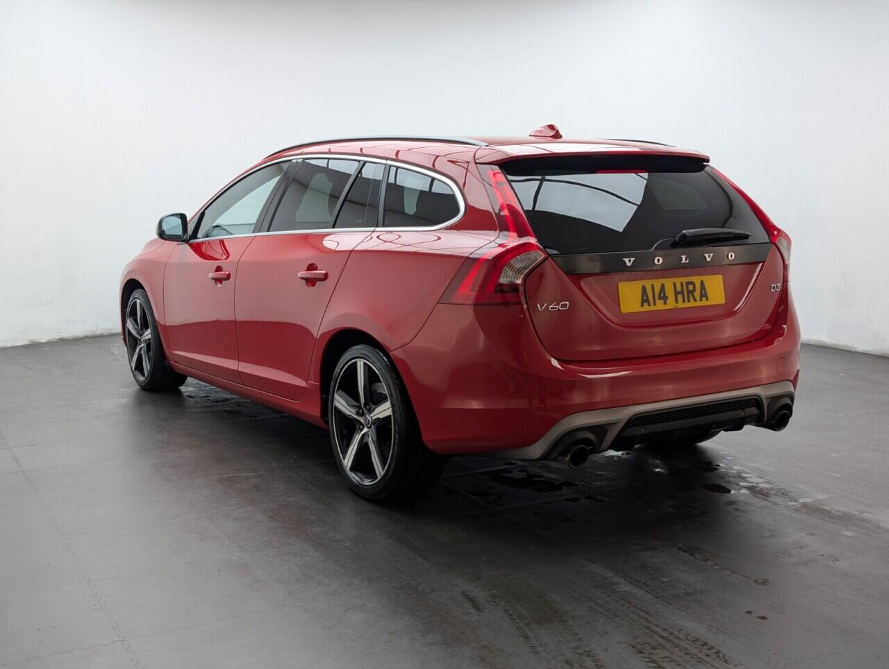 Used Volvo V60 2017 for sale - 76865305: Photo 6