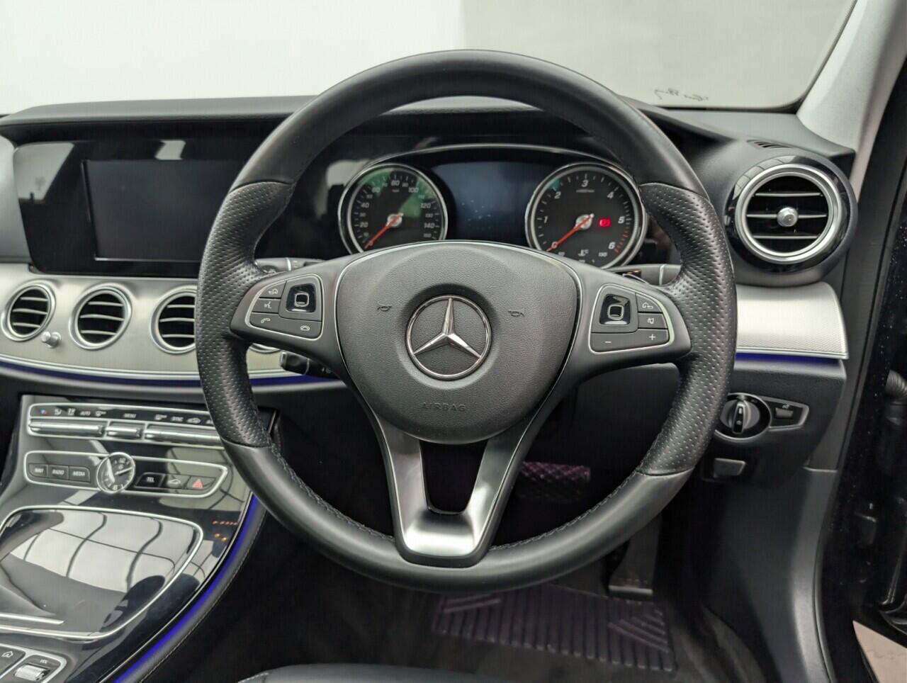 Used Mercedes-Benz E Class 2017 for sale - 77143150: Photo 24