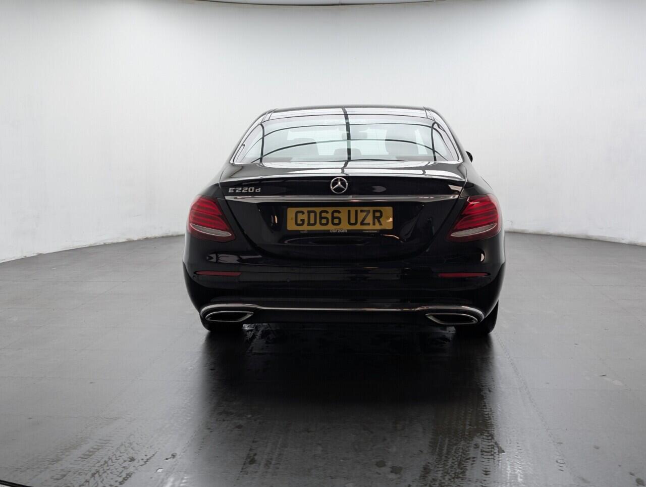 Used Mercedes-Benz E Class 2017 for sale - 77143150: Photo 7