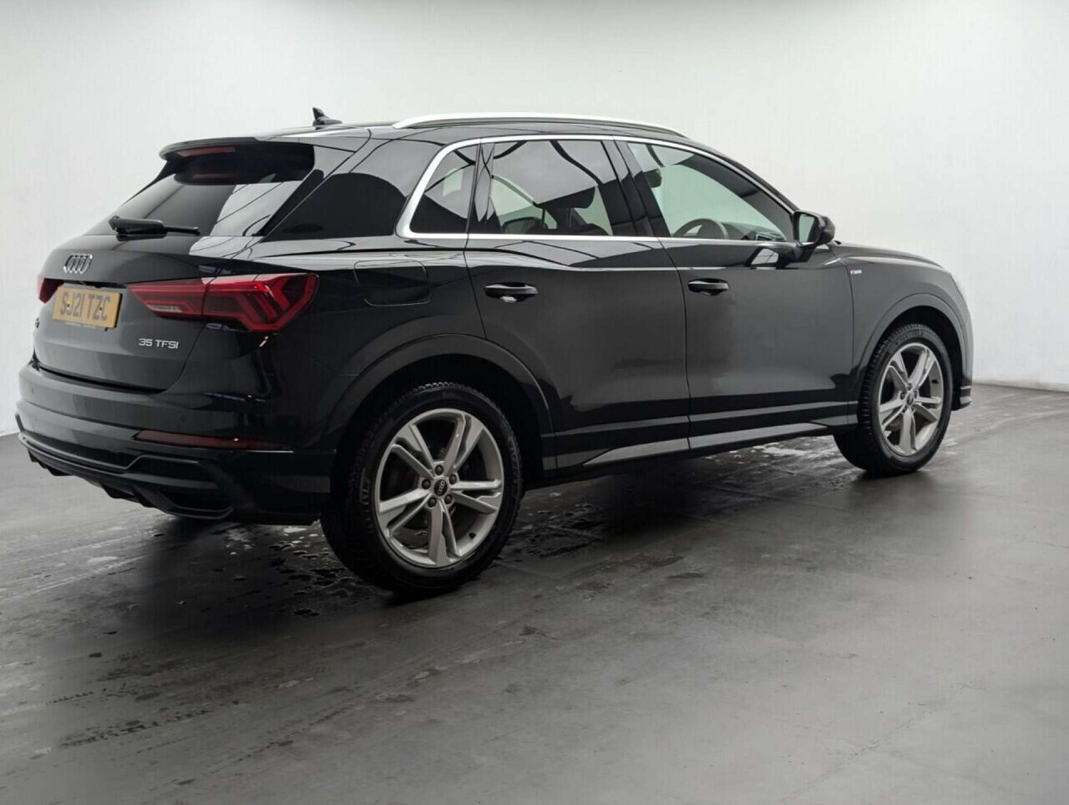 Used Audi Q3 2021 for sale - 77713421: Photo 8