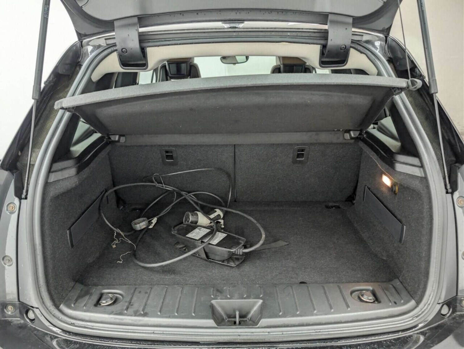 Used BMW i3 2016 for sale - 77714363: Photo 25