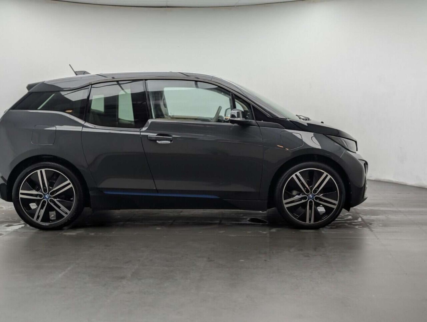 Used BMW i3 2016 for sale - 77714363: Photo 9