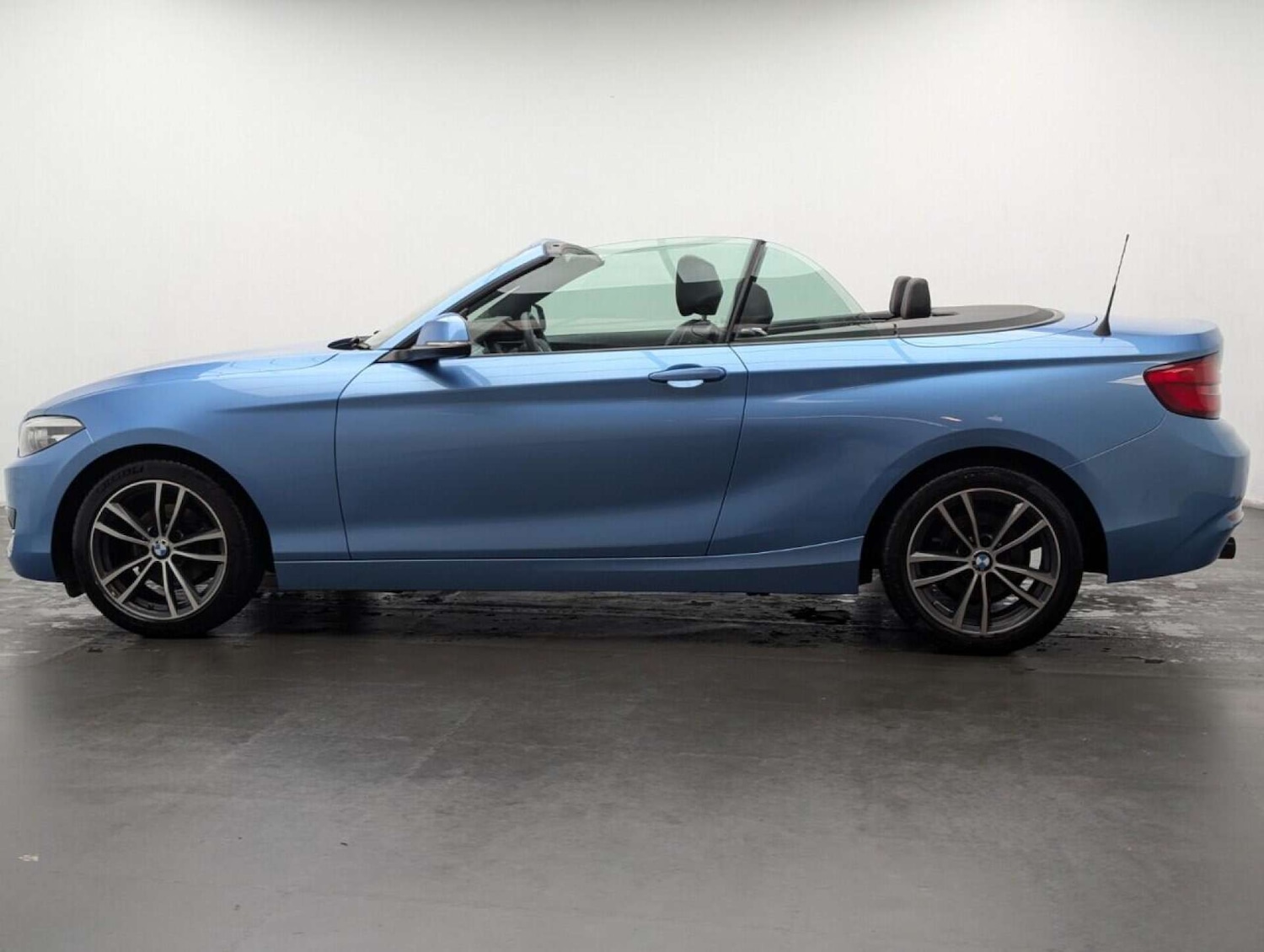 Used BMW 2 Series 2017 for sale - 77713819: Photo 5