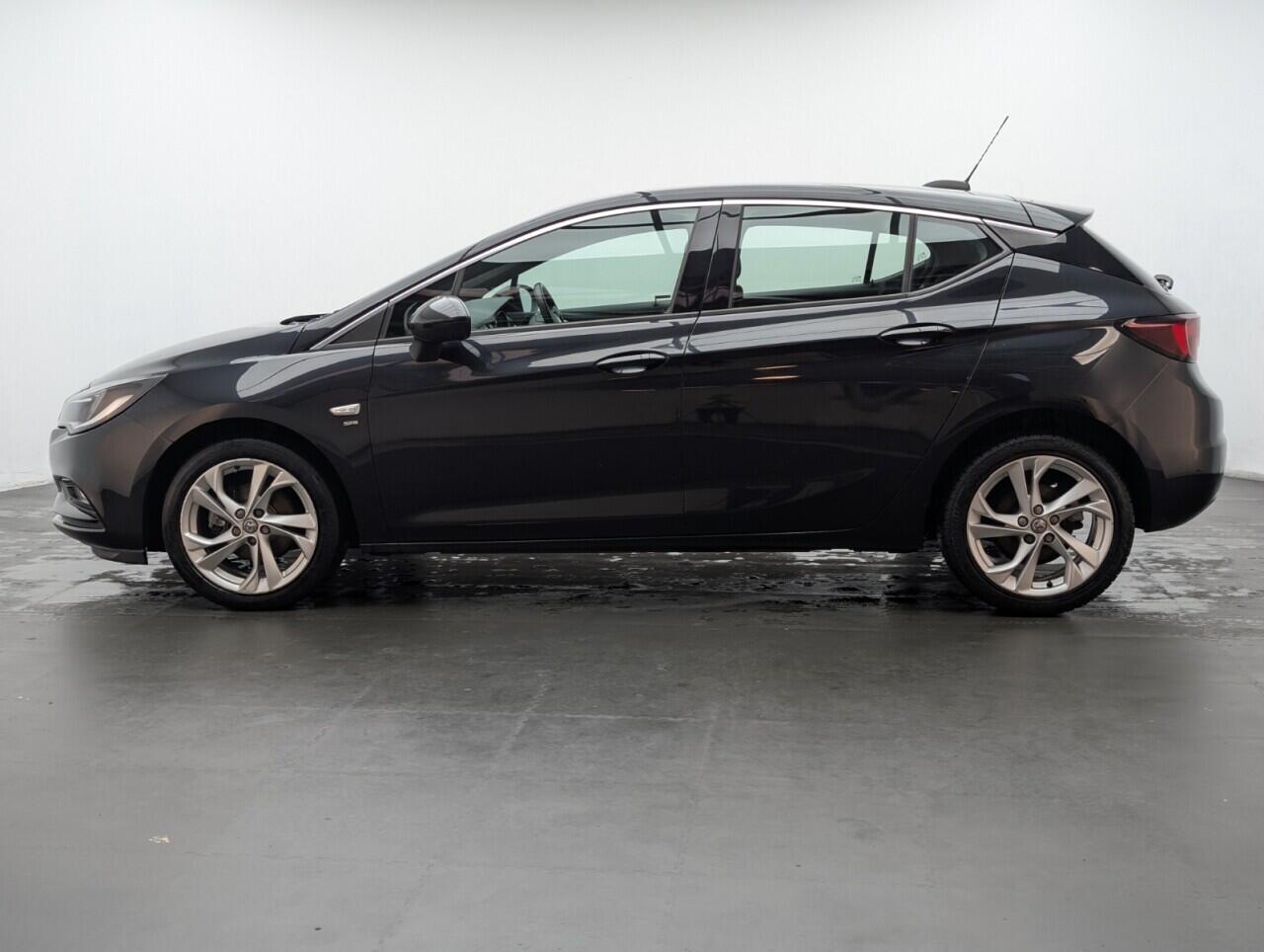 Used Vauxhall Astra 2016 for sale - 76765889: Photo 5
