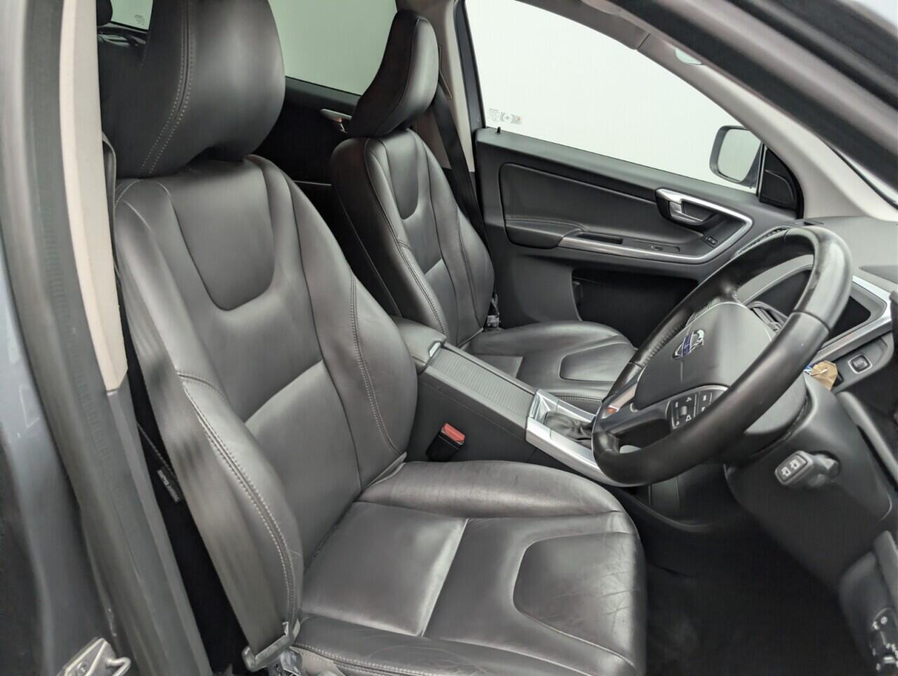 Used Volvo XC60 for sale - 77131222: Photo 23