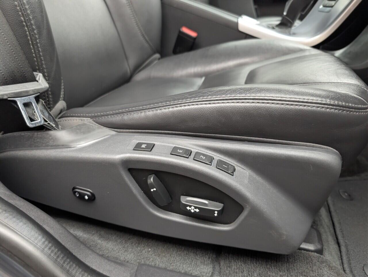 Used Volvo XC60 for sale - 77131222: Photo 33