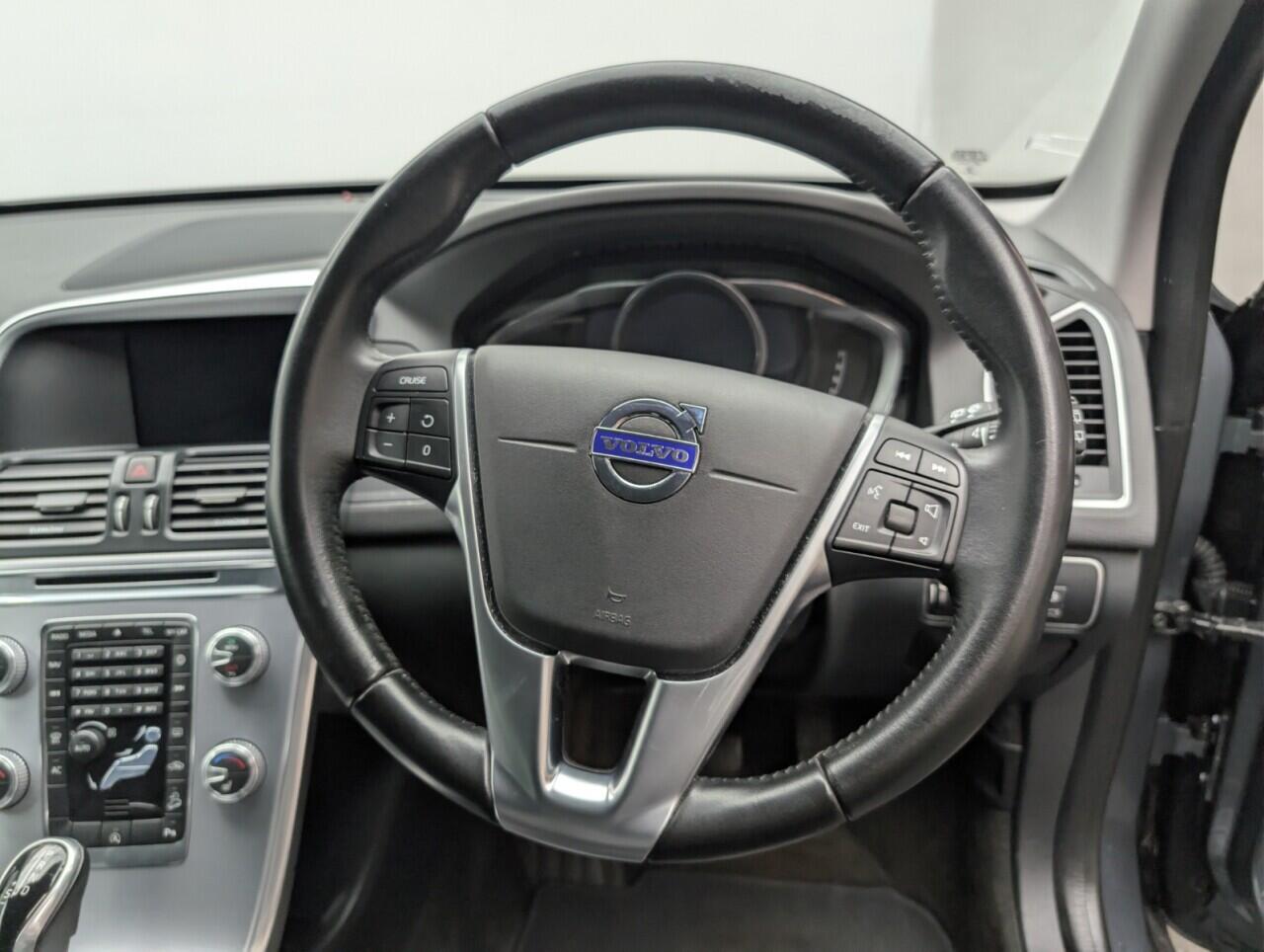Used Volvo XC60 for sale - 77131222: Photo 34