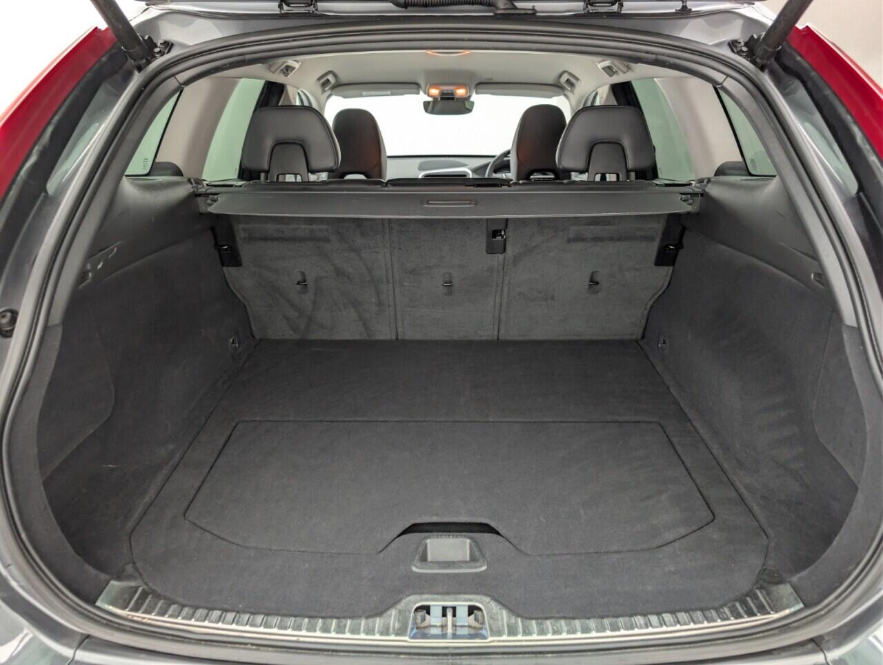 Used Volvo XC60 for sale - 77131222: Photo 37