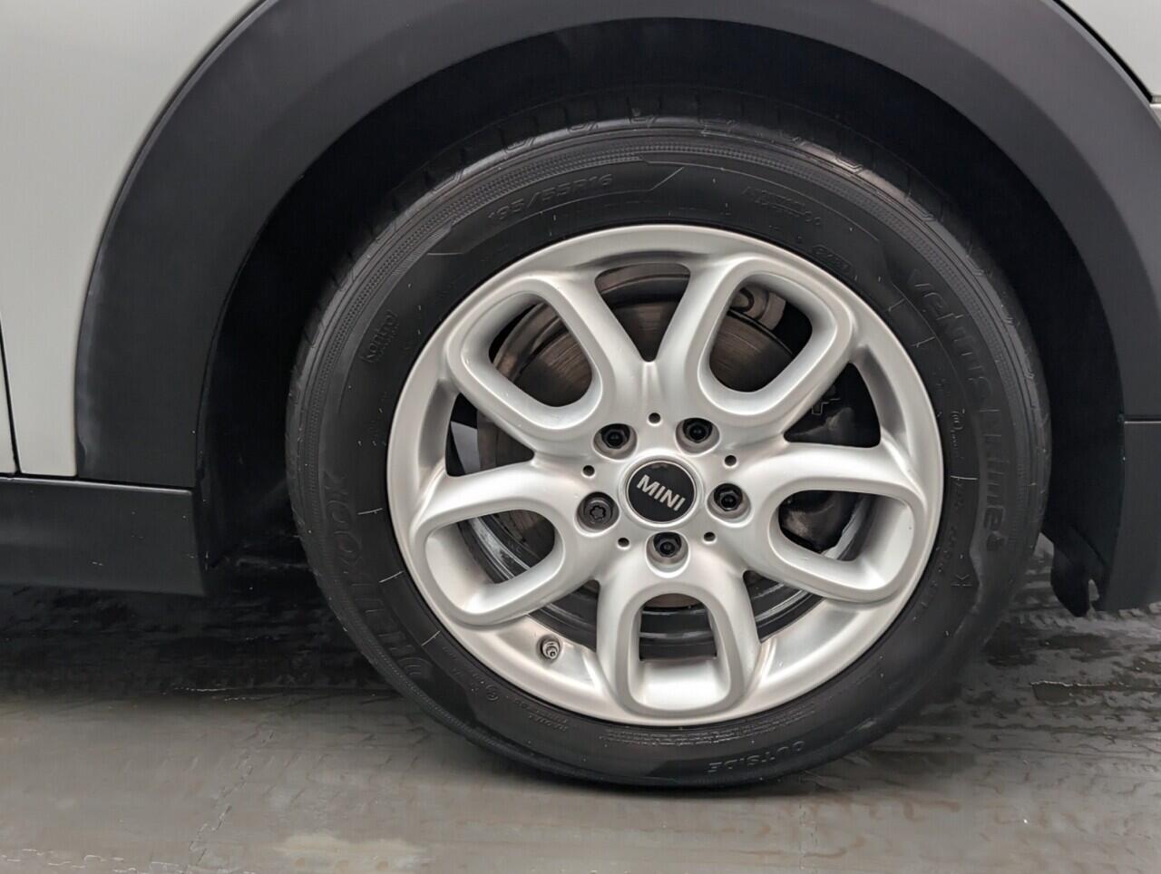 Used MINI Hatch 2016 for sale - 76887333: Photo 10