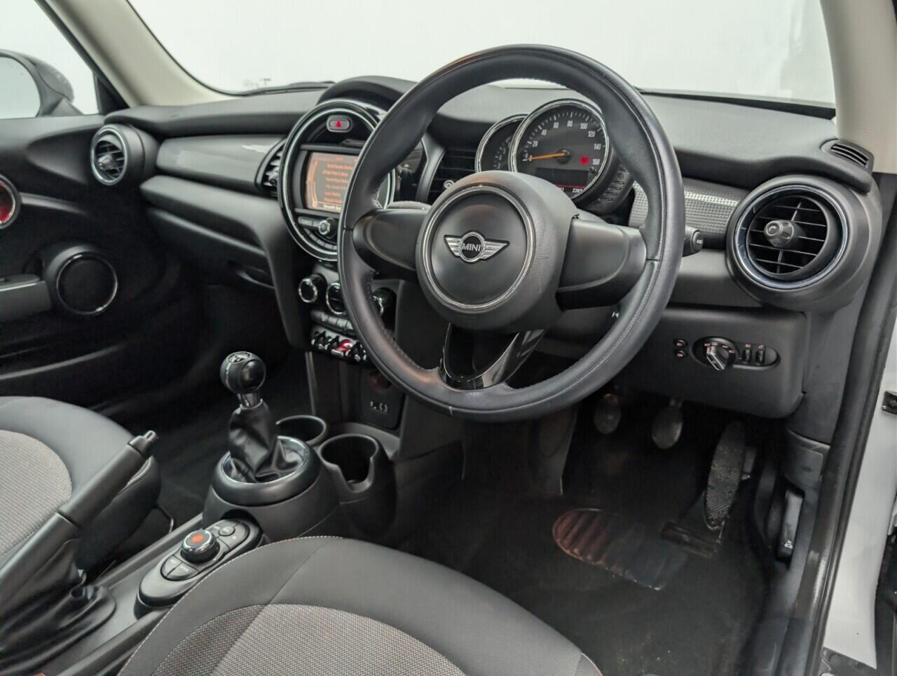 Used MINI Hatch 2016 for sale - 76887333: Photo 11