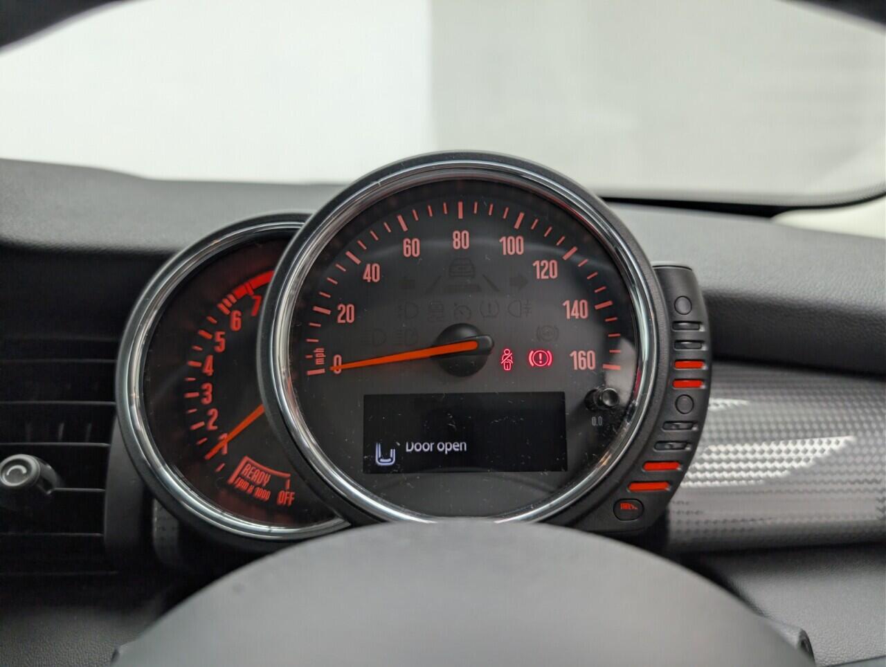 Used MINI Hatch 2016 for sale - 76887333: Photo 17