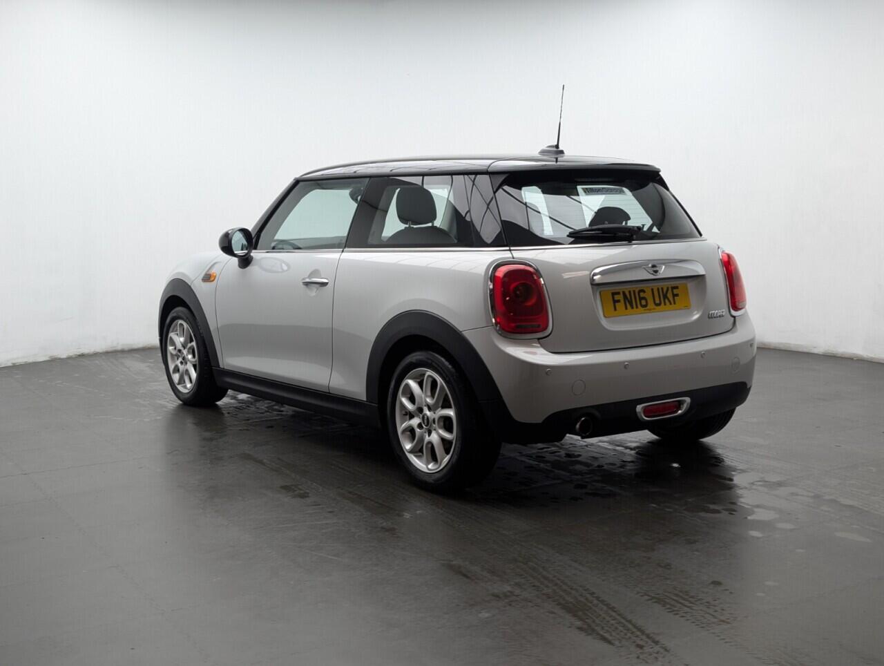 Used MINI Hatch 2016 for sale - 76887333: Photo 6