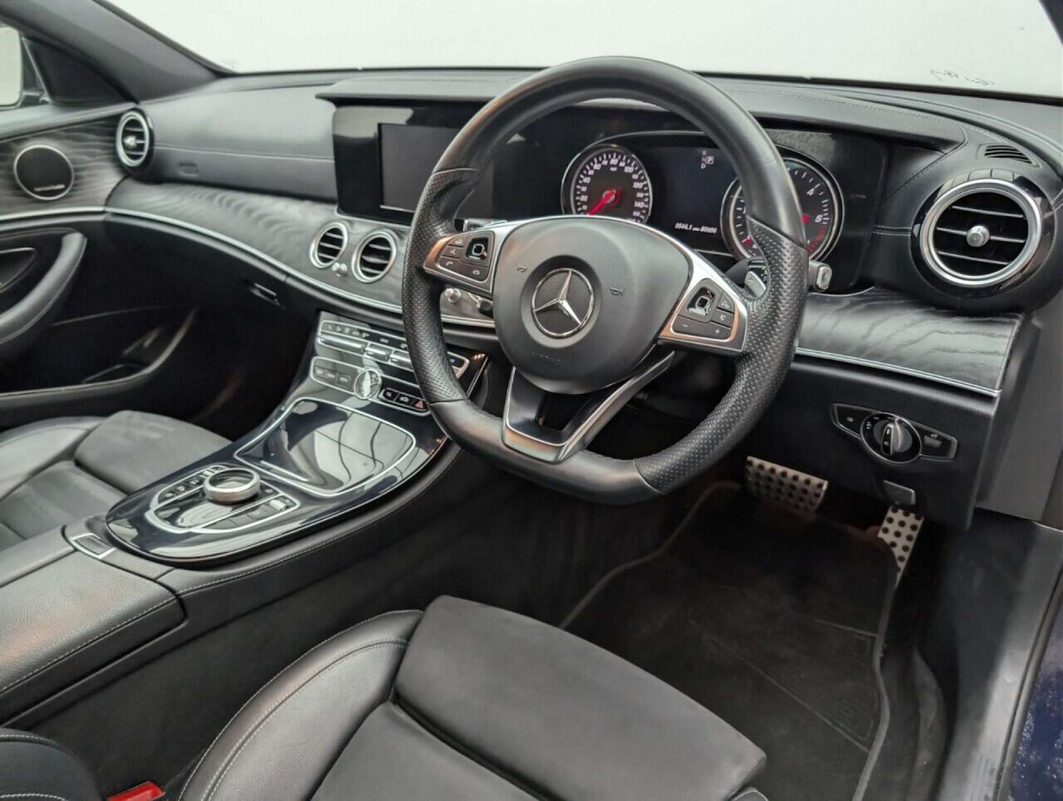 Used Mercedes-Benz E Class 2017 for sale - 77765789: Photo 11