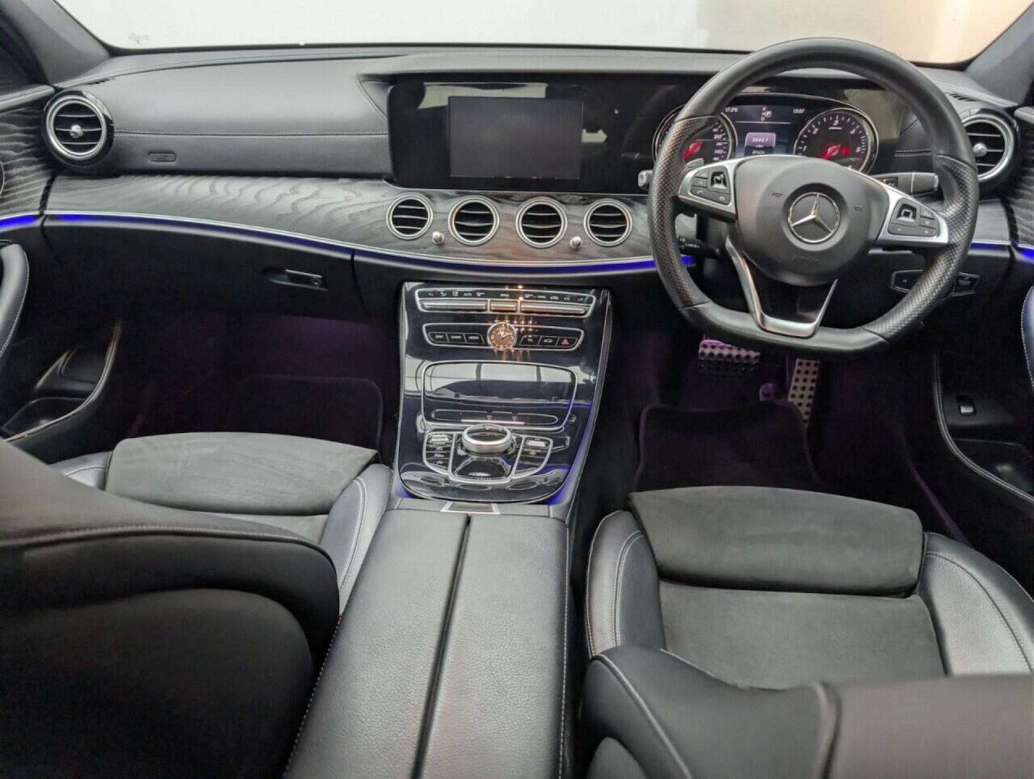 Used Mercedes-Benz E Class 2017 for sale - 77765789: Photo 23