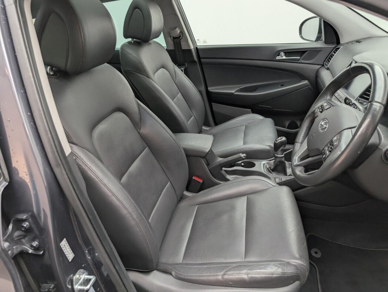 Used Hyundai TUCSON 2017 for sale - 76423651: Photo 12