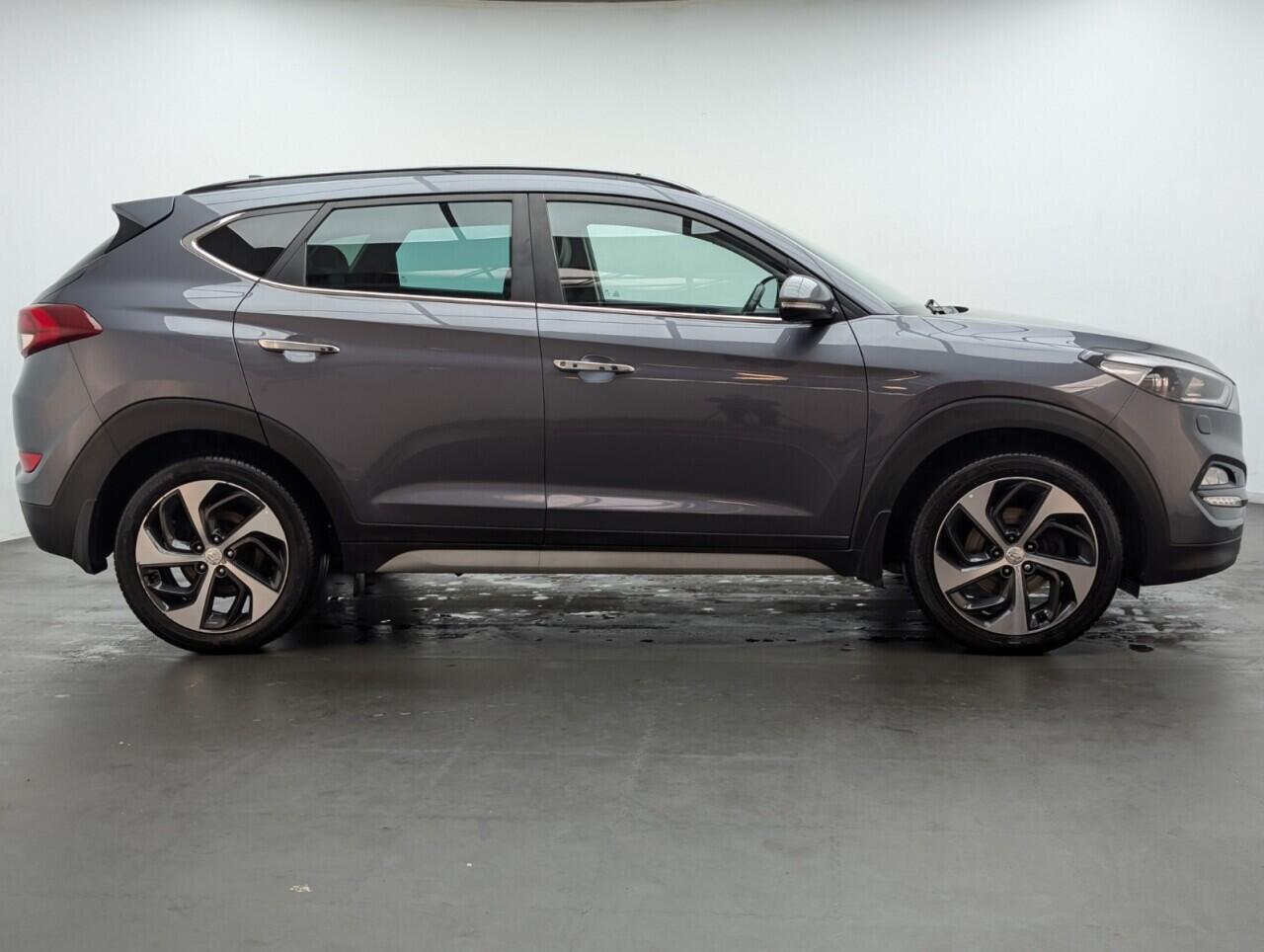 Used Hyundai TUCSON 2017 for sale - 76423651: Photo 9