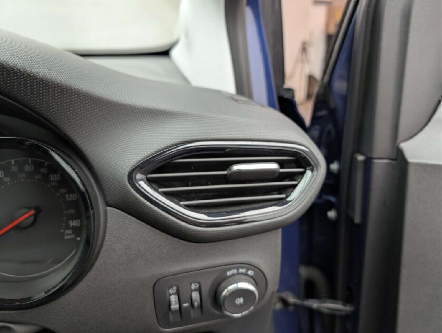 Used Vauxhall Crossland 2021 for sale - 77714914: Photo 18