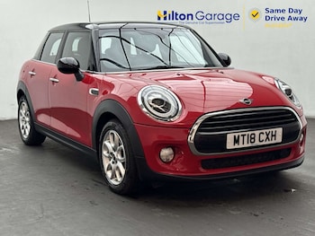 Used MINI Hatch 2018 for sale - 79353208: Photo