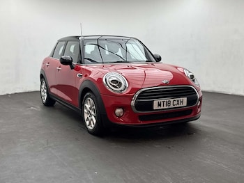 Used MINI Hatch 2018 for sale - 79353208: Photo