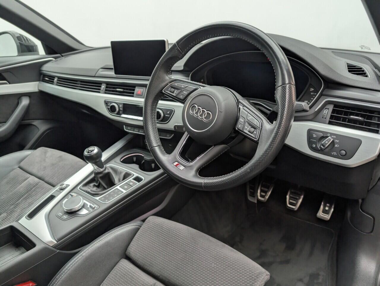 Used Audi A4 2018 for sale - 76425379: Photo 11