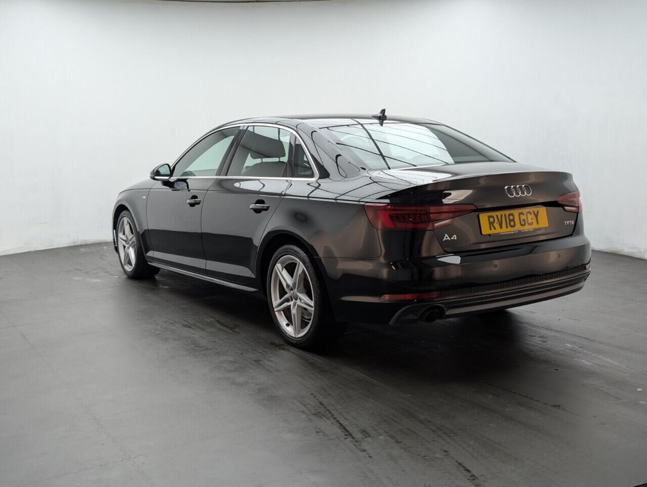 Used Audi A4 2018 for sale - 76425379: Photo 6