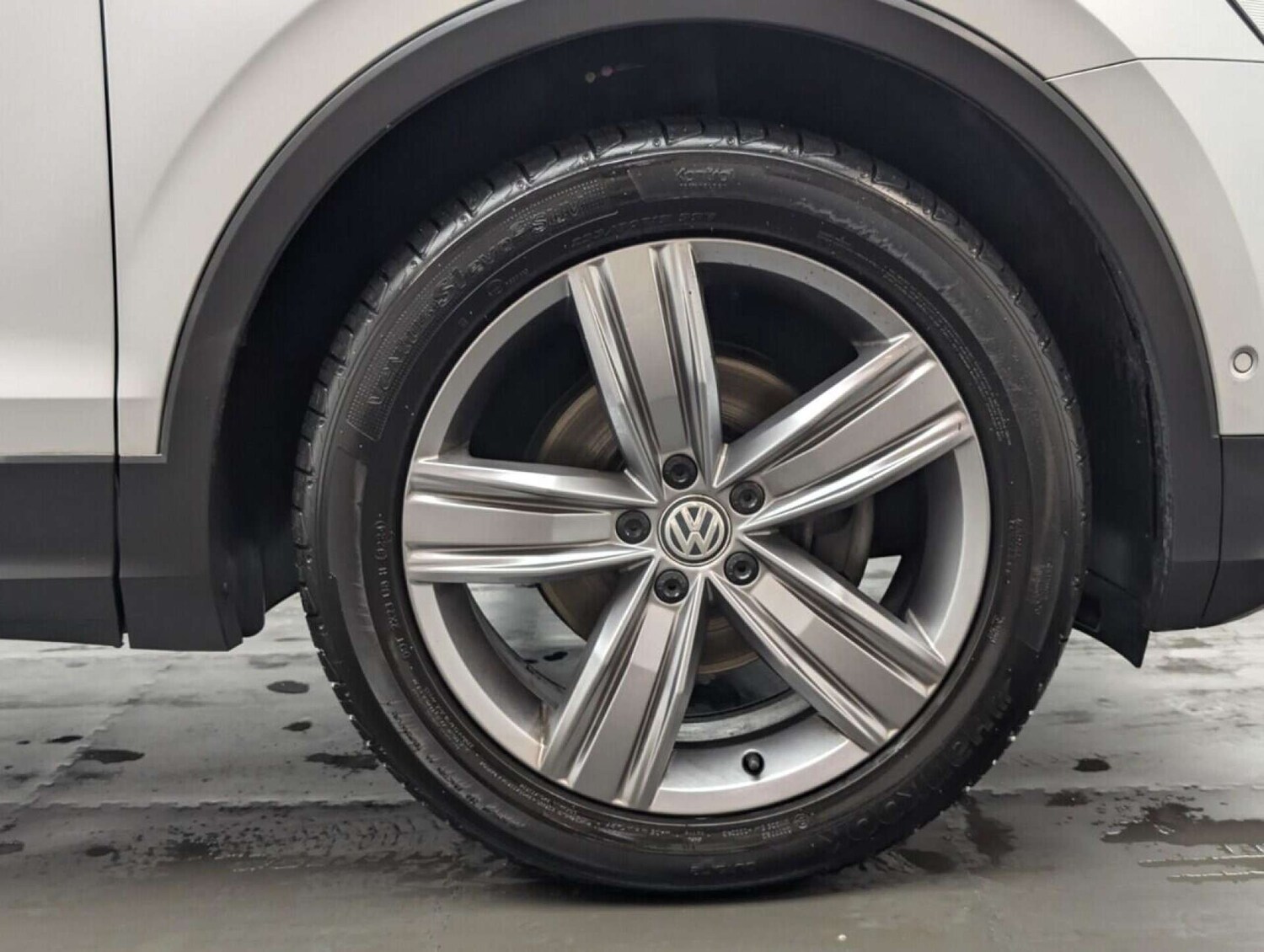 Used Volkswagen Tiguan 2020 for sale - 77714237: Photo 10